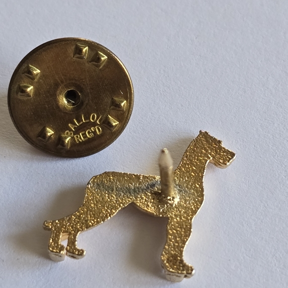 Vintage dog pin lapel brooch gold tone pup puppy canine doberman great dane - Picture 5 of 9